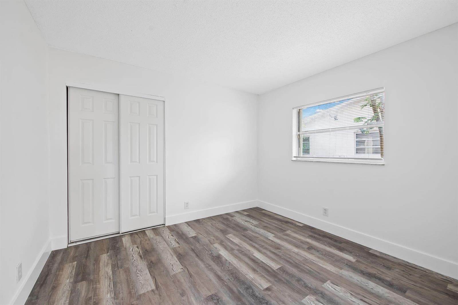 6531 SW 19TH Street, North Lauderdale, FL 33068 photo 7