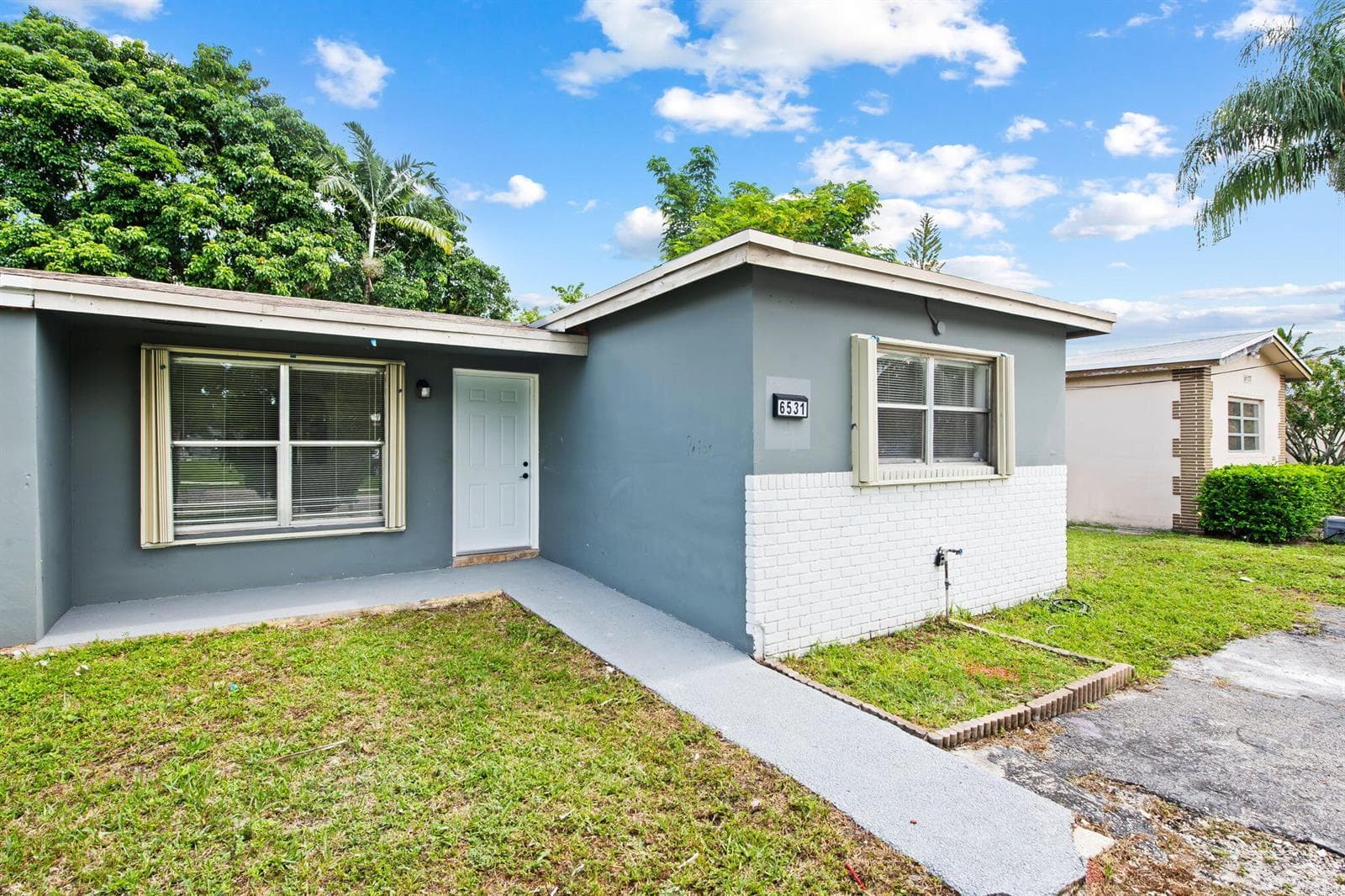6531 SW 19TH Street, North Lauderdale, FL 33068