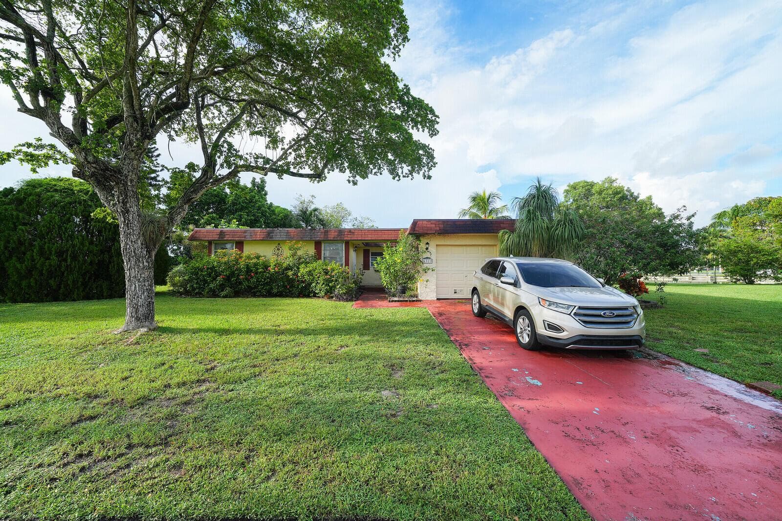 6311 NW 72nd Avenue, Tamarac, FL 33321