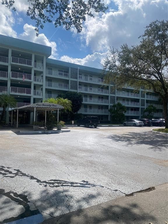 802 Cypress Grove Lane # 408, Pompano Beach, FL 33069