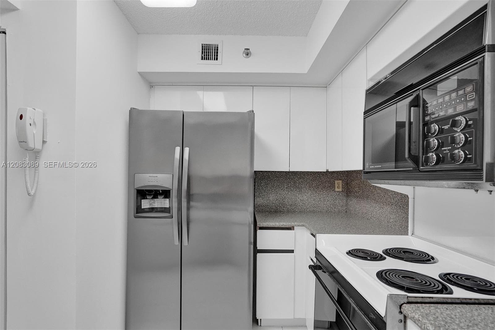 6767 Collins Ave # 307, Miami Beach, FL 33141 photo 4