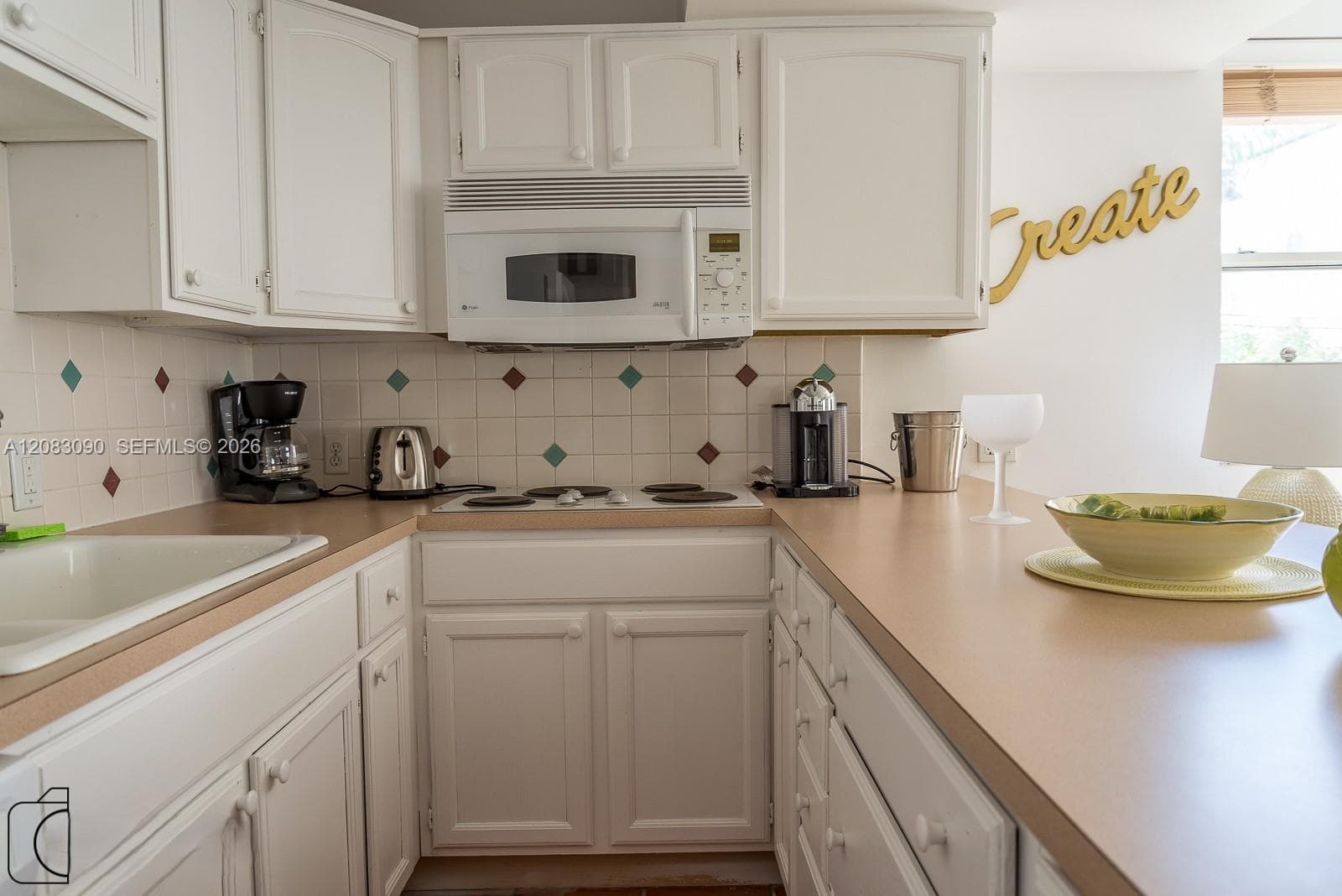 1390 Ocean Dr # 201, Miami Beach, FL 33139 photo 9
