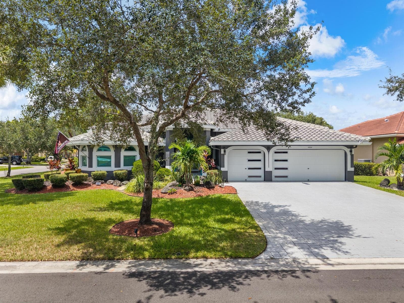 4904 NW 110TH Terrace, Coral Springs, FL 33076 photo 2