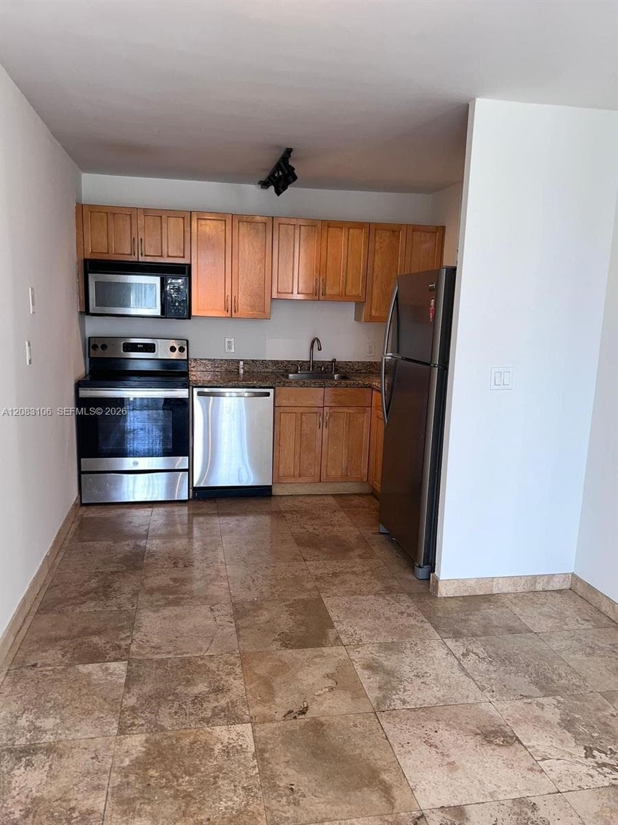 1801 S Treasure Dr # 429, North Bay Village, FL 33141 photo 2