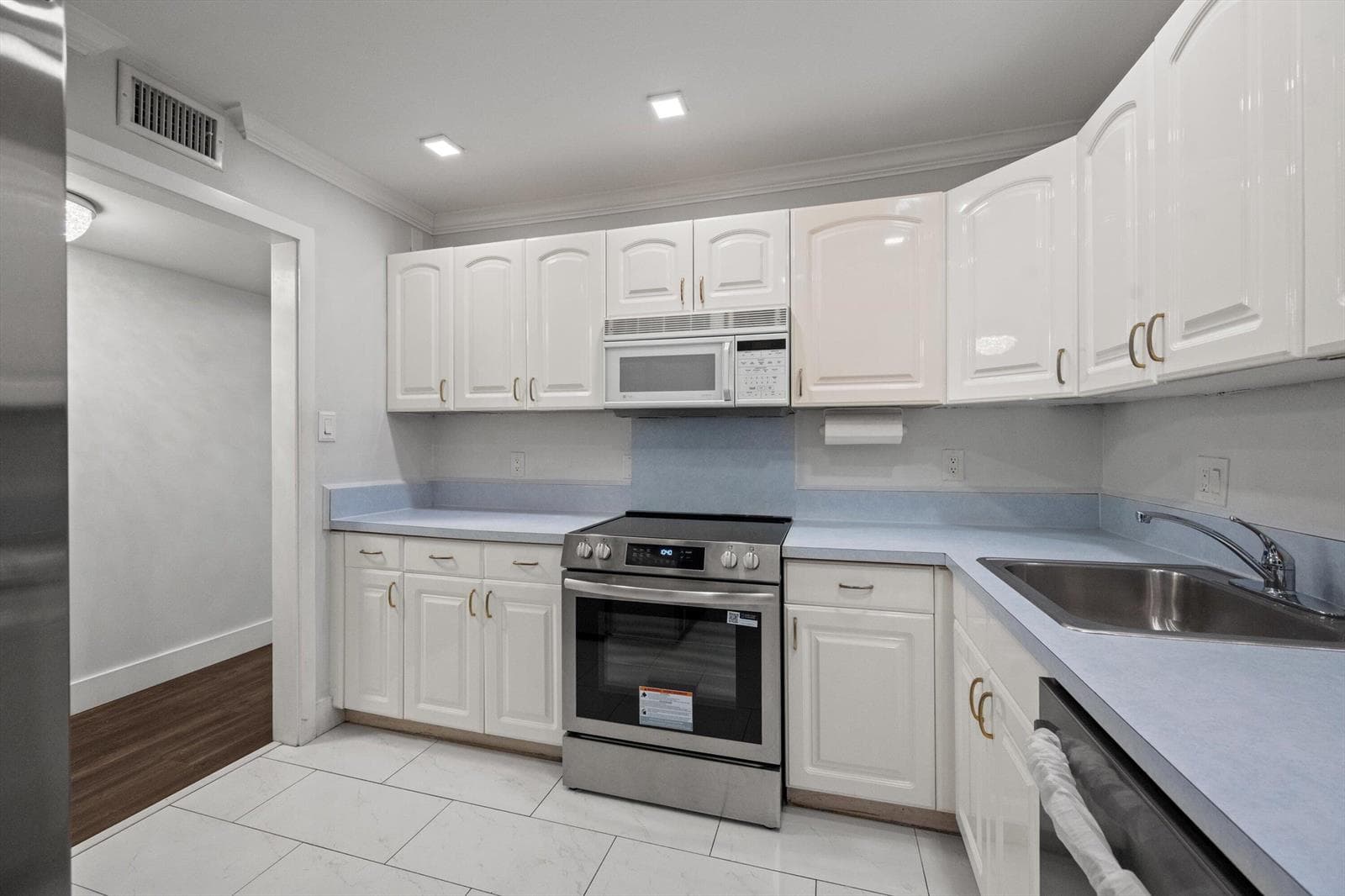 22615 SW 66th Avenue # 208, Boca Raton, FL 33428 photo 6