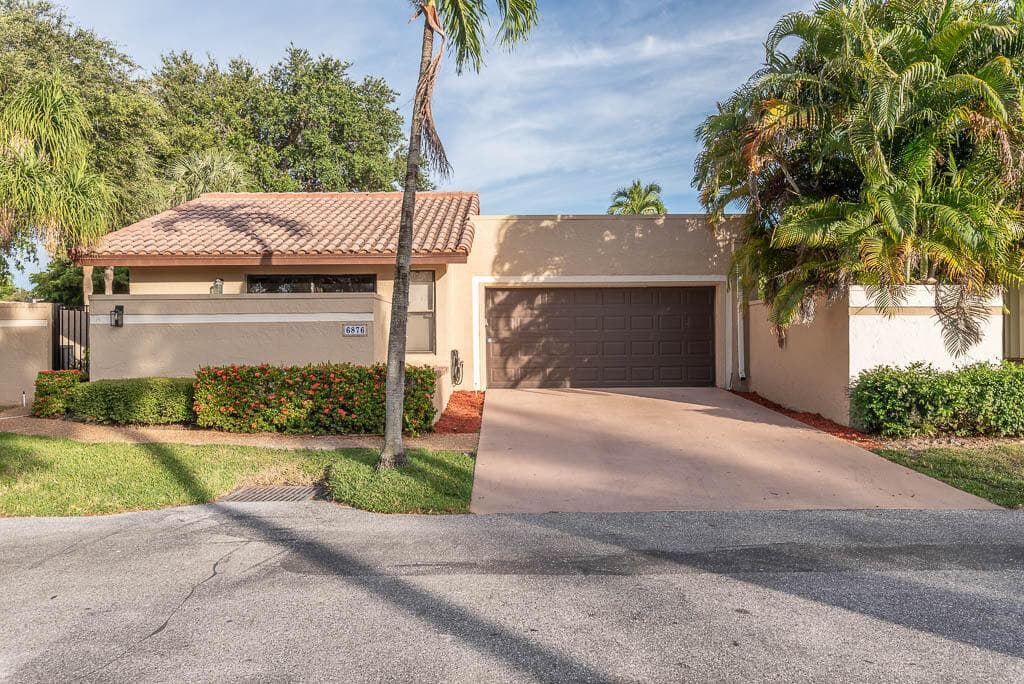 6876 PALMAR Court, Boca Raton, FL 33433