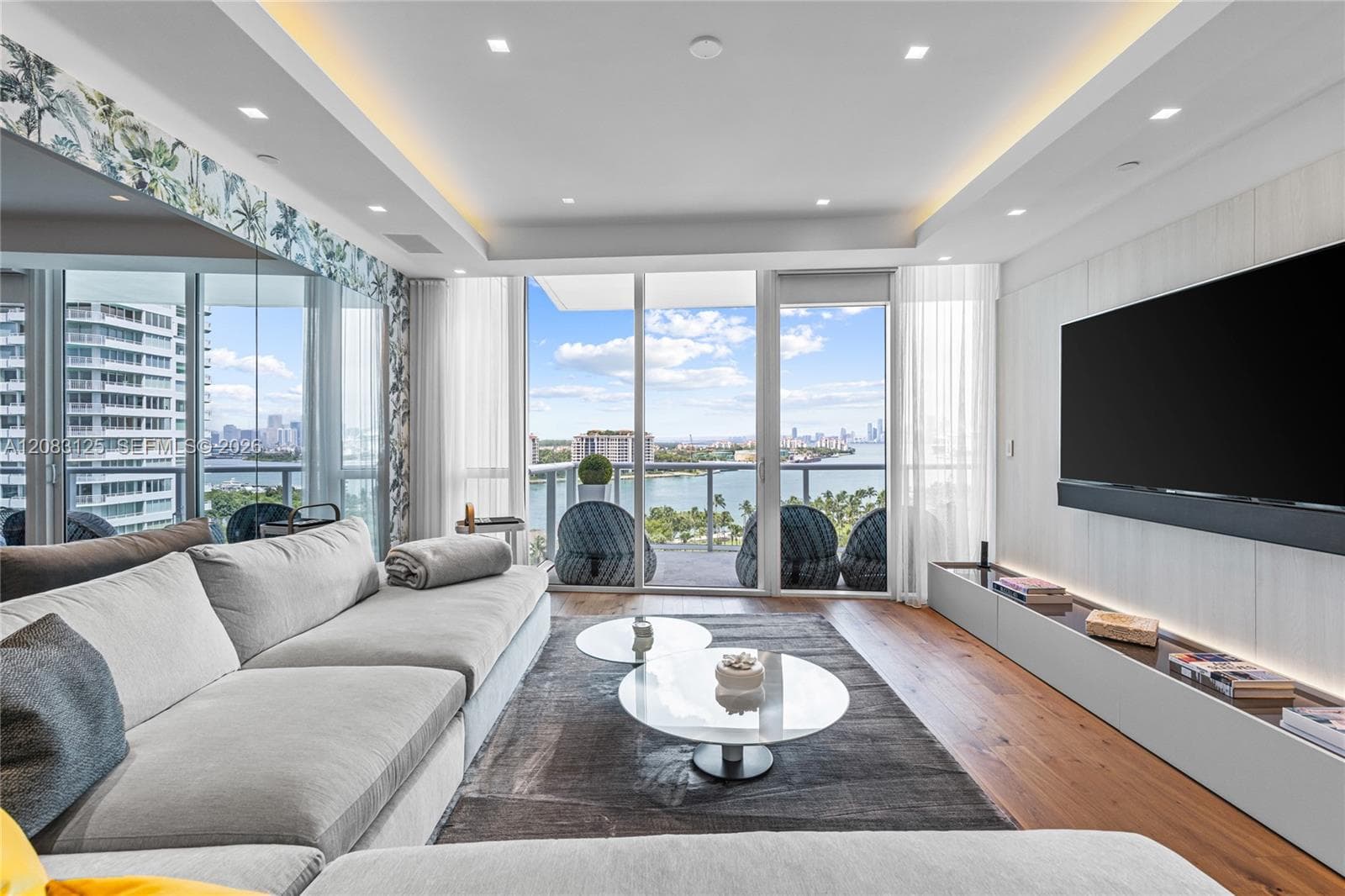 100 S Pointe Dr # 1102/03, Miami Beach, FL 33139 photo 4