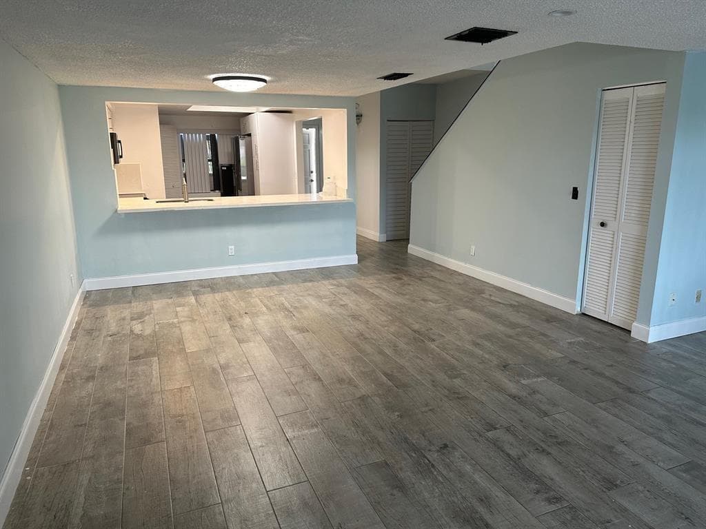 4617 NW 90TH Avenue, Sunrise, FL 33351 photo 5