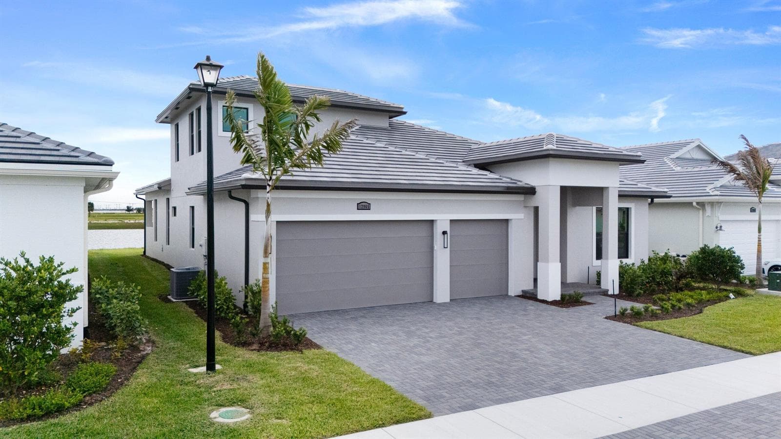 12965 SW LEOPOLD Way, Port St. Lucie, FL 34987 photo 2