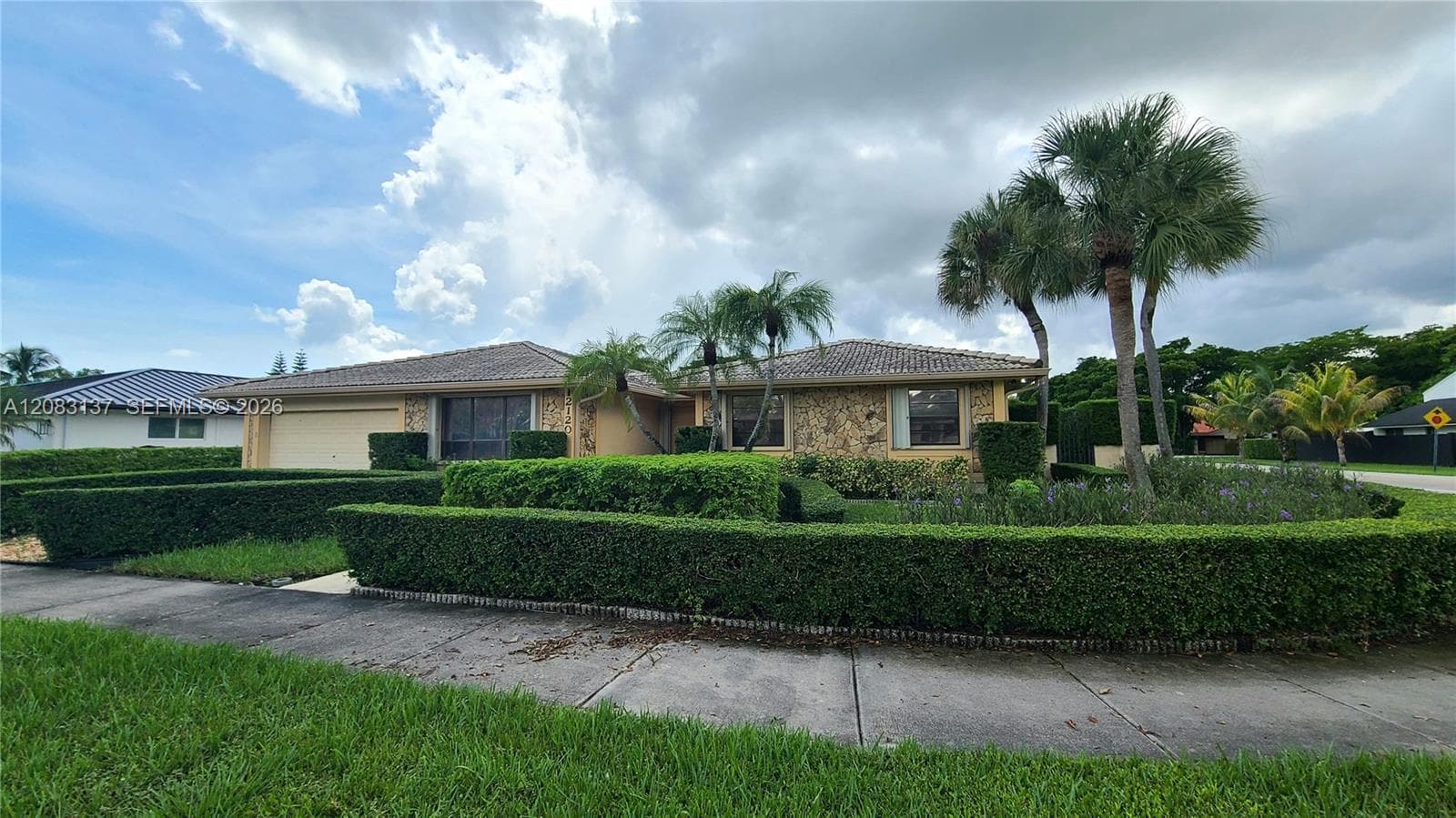 12120 SW 95th St, Miami, FL 33186 photo 2