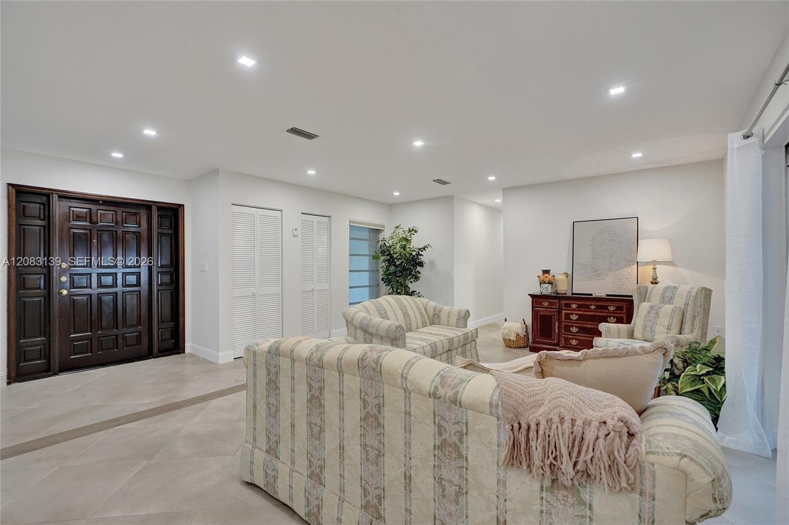 10214 SW 26th Ter, Miami, FL 33165 photo 6