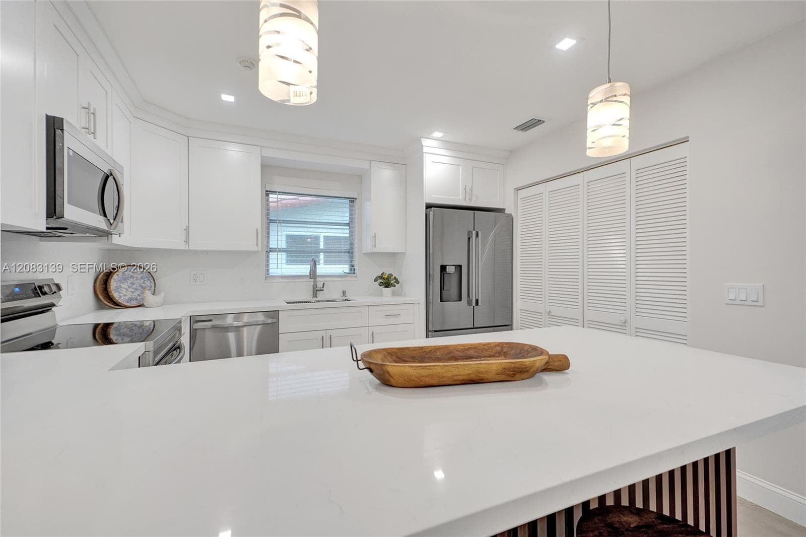 10214 SW 26th Ter, Miami, FL 33165 photo 8