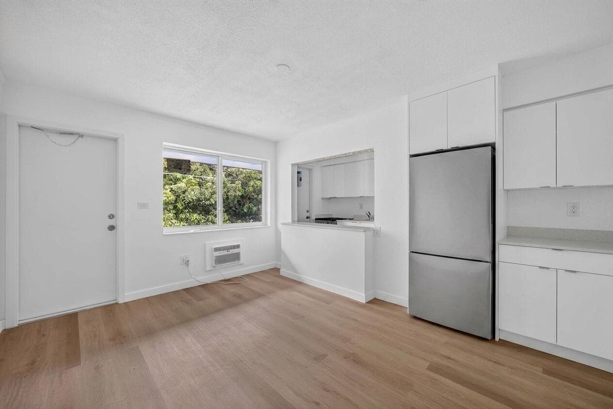 60 NW 79TH Street # 32, Miami, FL 33150 photo 4