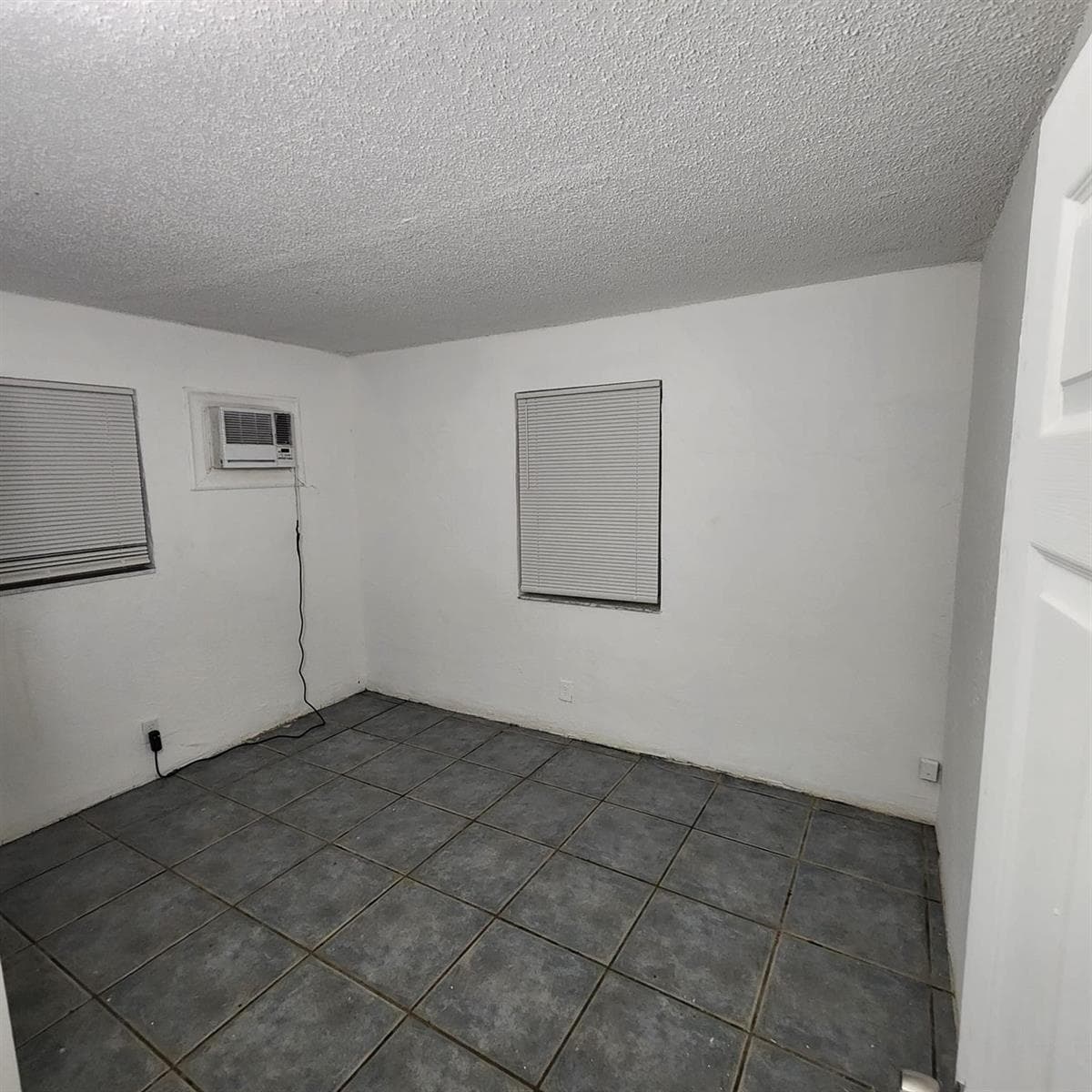 2449 NW 7TH Street, Pompano Beach, FL 33069 photo 7