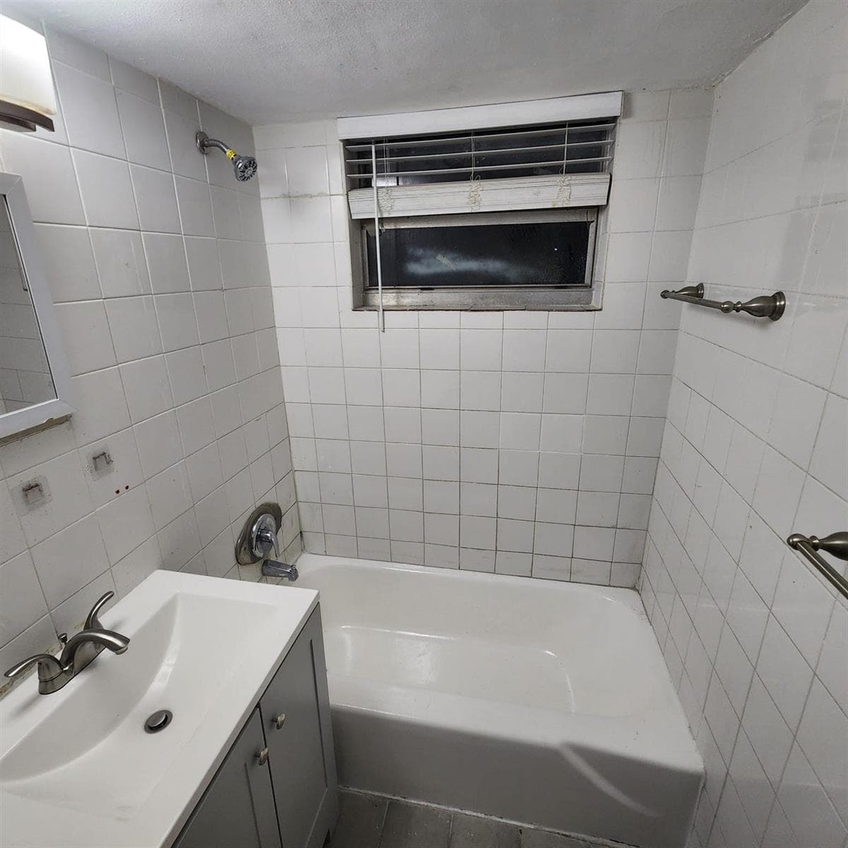 2449 NW 7TH Street, Pompano Beach, FL 33069 photo 5