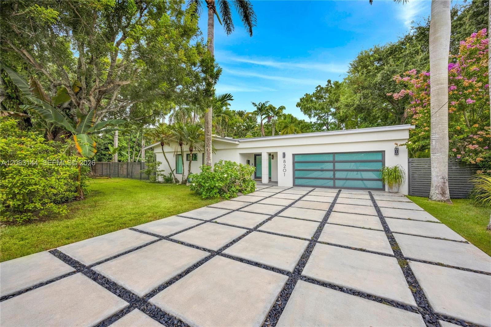 8201 SW 62nd Ave, South Miami, FL 33143 photo 2