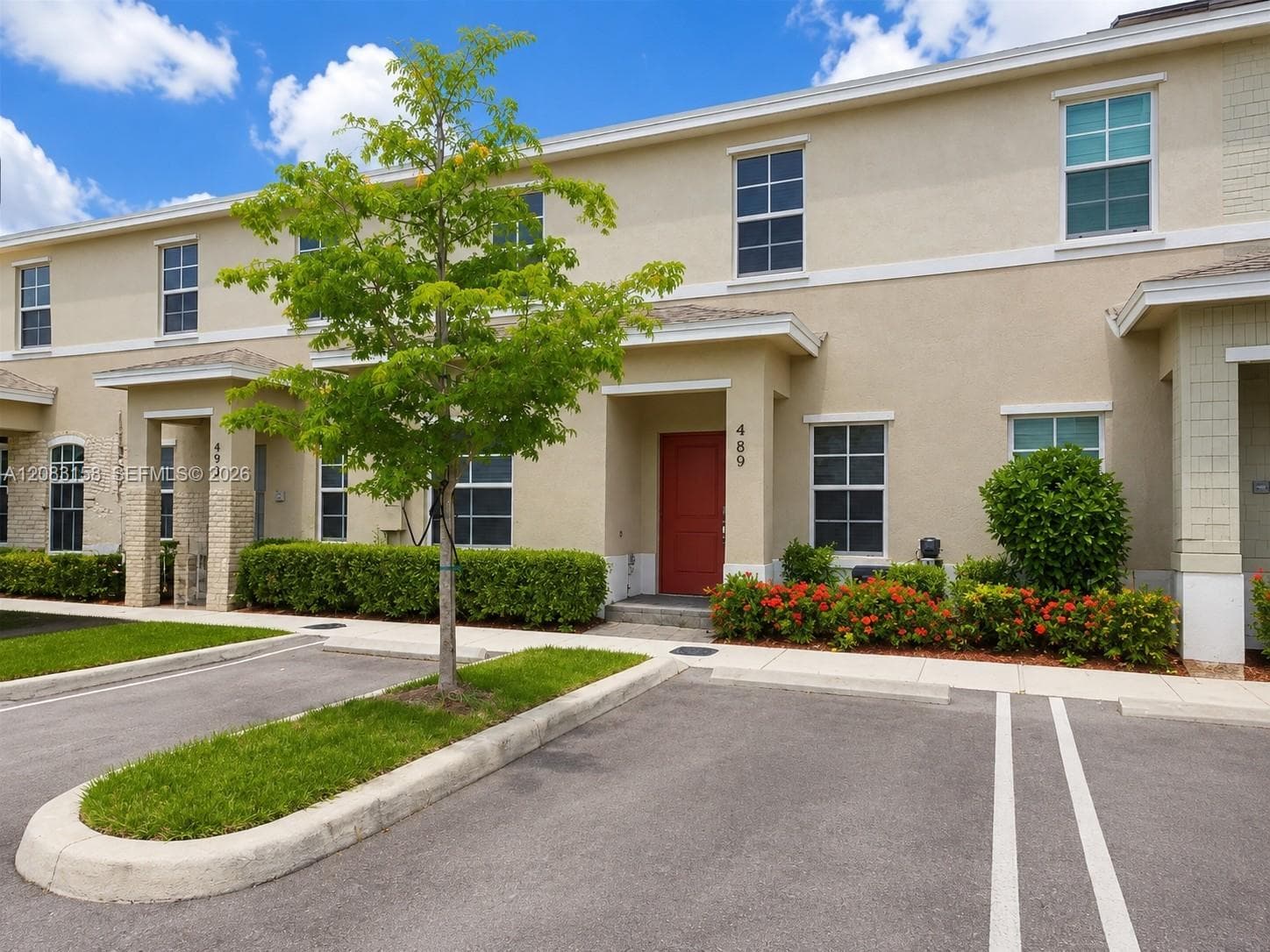 489 NE 4th St, Florida City, FL 33034 photo 2
