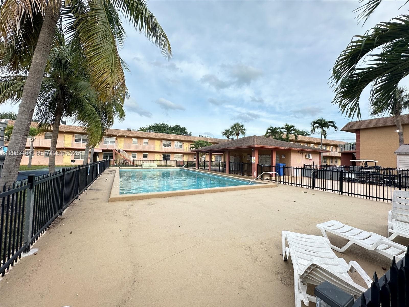 101 NE 41st St # G116, Oakland Park, FL 33334