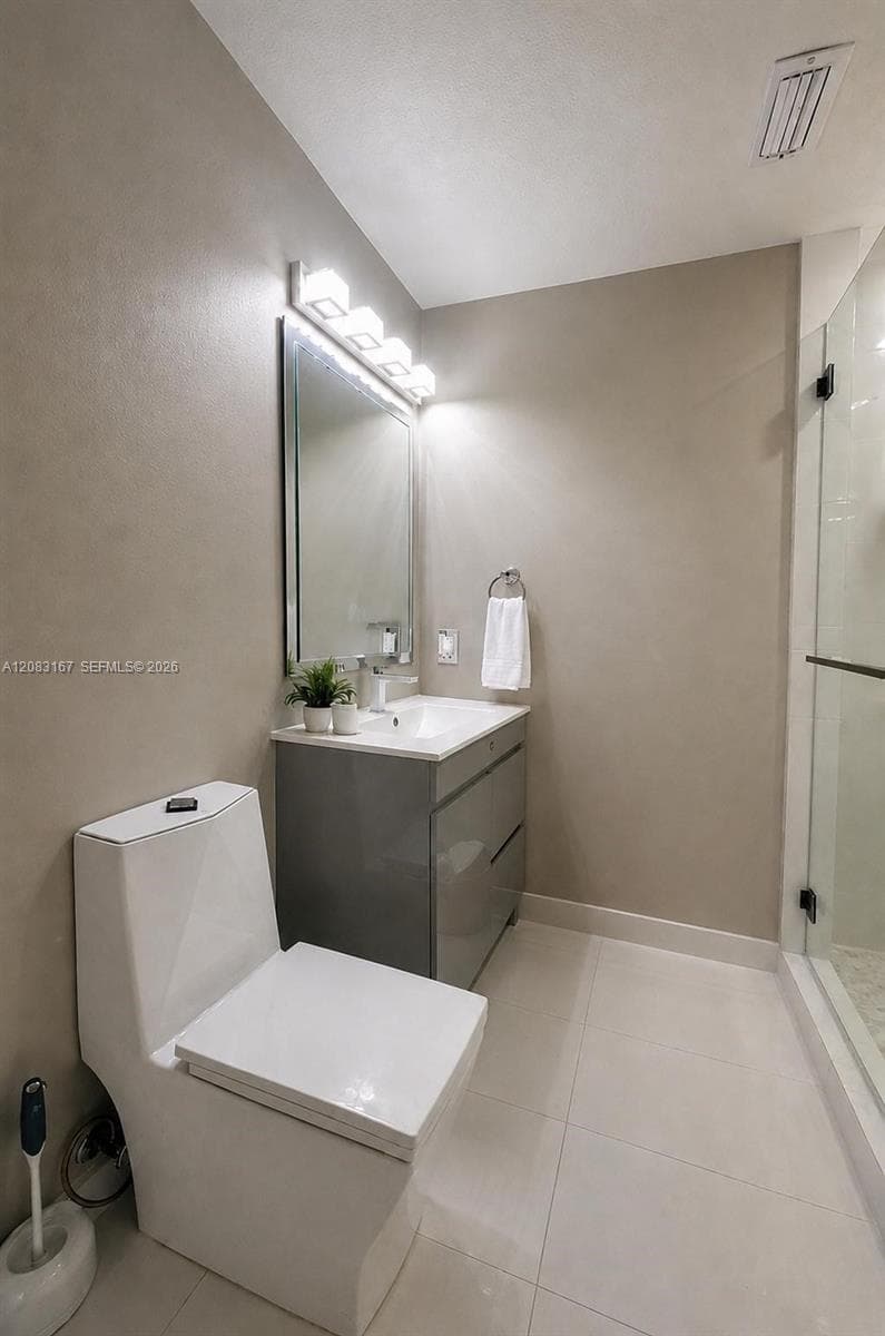 9069 NW 193rd St, Hialeah, FL 33018 photo 6