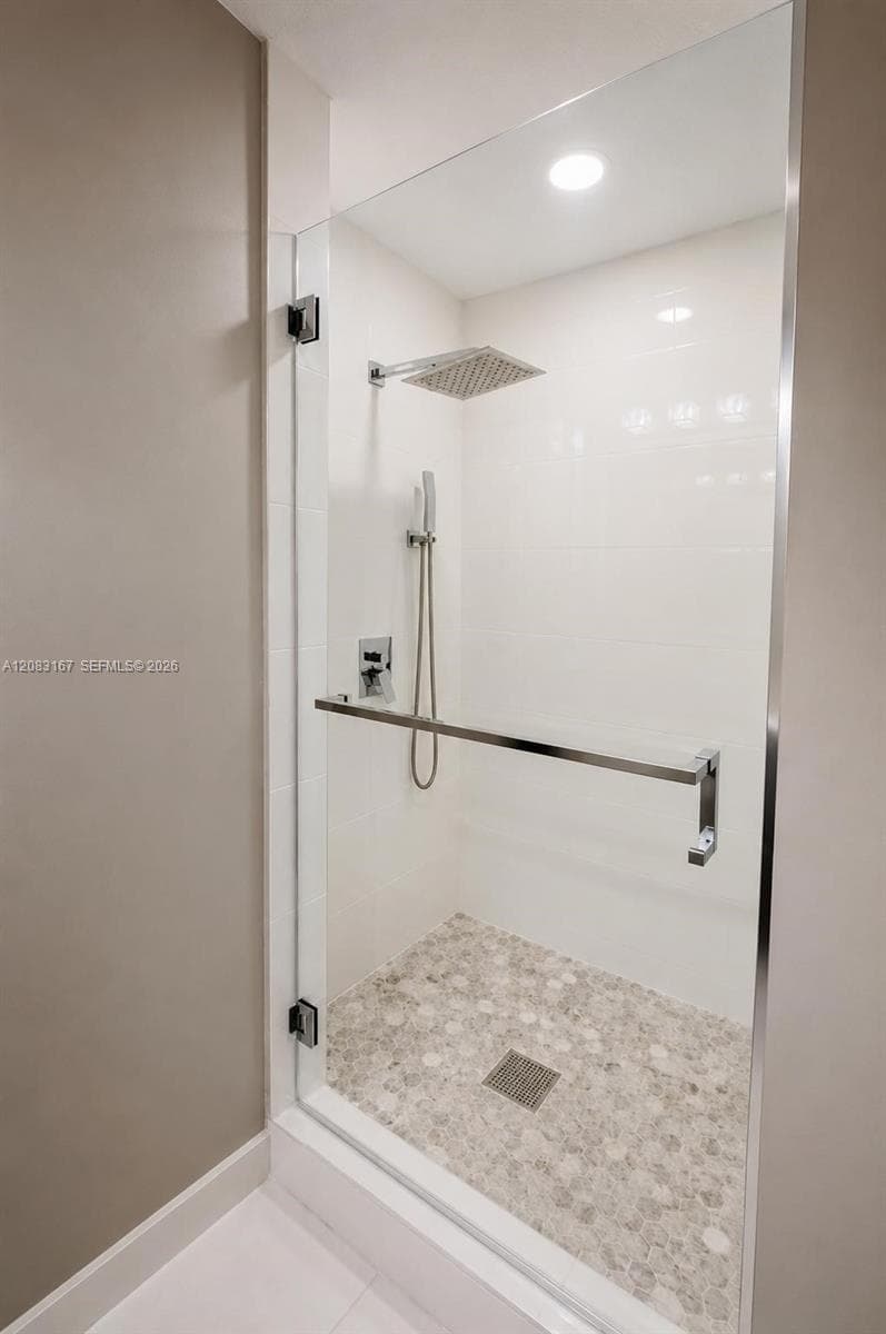 9069 NW 193rd St, Hialeah, FL 33018 photo 7