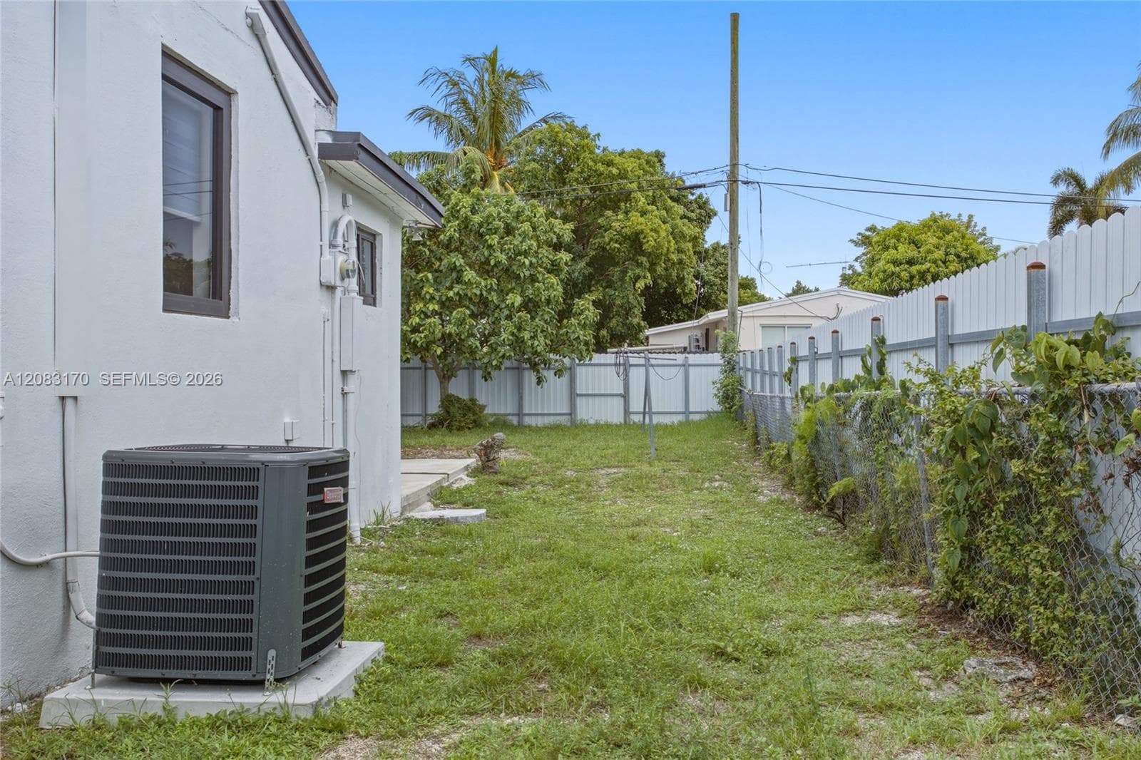 1260 NE 155th St, North Miami Beach, FL 33162 photo 11