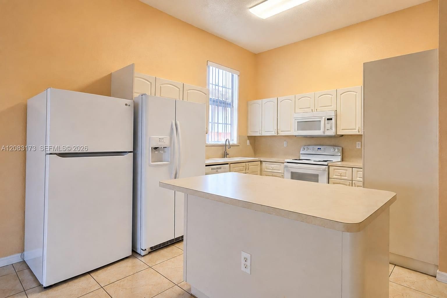 15339 SW 32nd Ter, Miami, FL 33185 photo 8