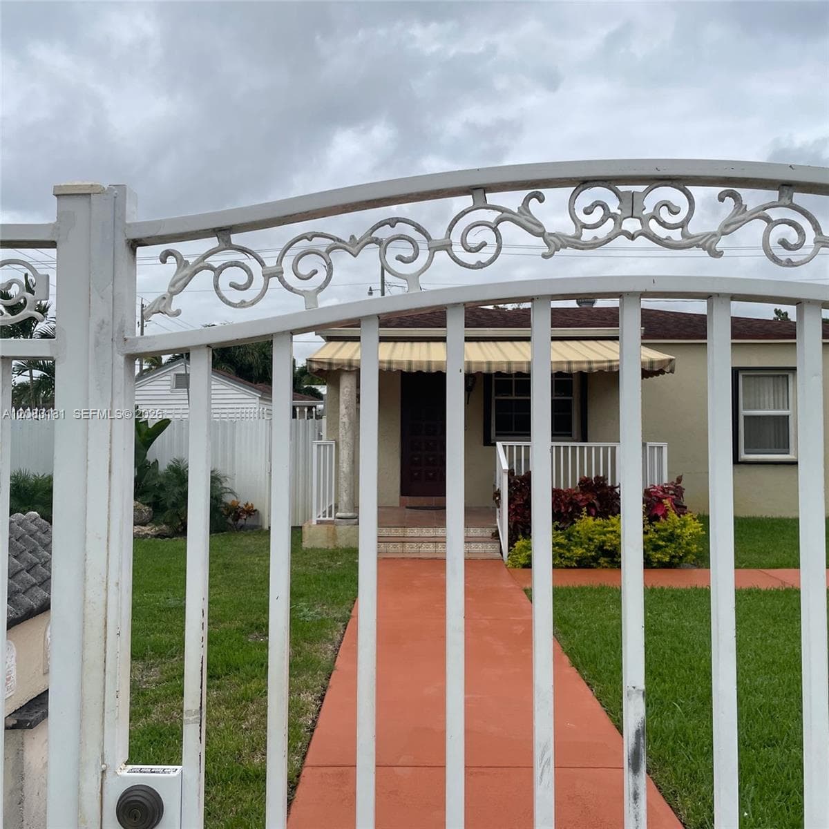 501 SE 7th St # A, Hialeah, FL 33010 photo 8