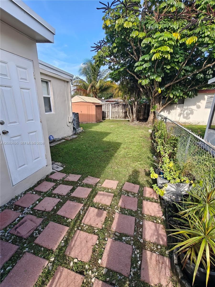 617 NW 58th Ave, Miami, FL 33126 photo 13