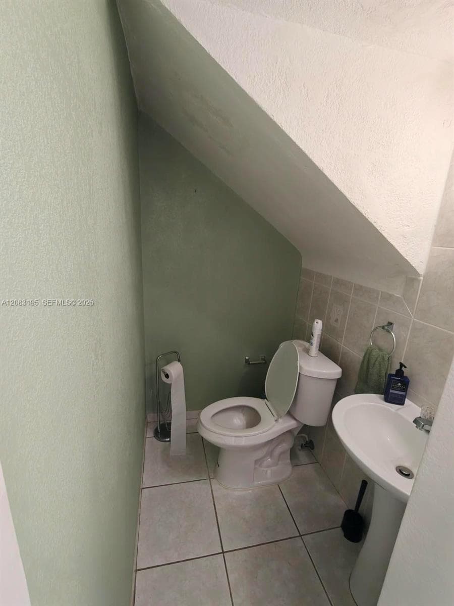 617 NW 58th Ave, Miami, FL 33126 photo 7