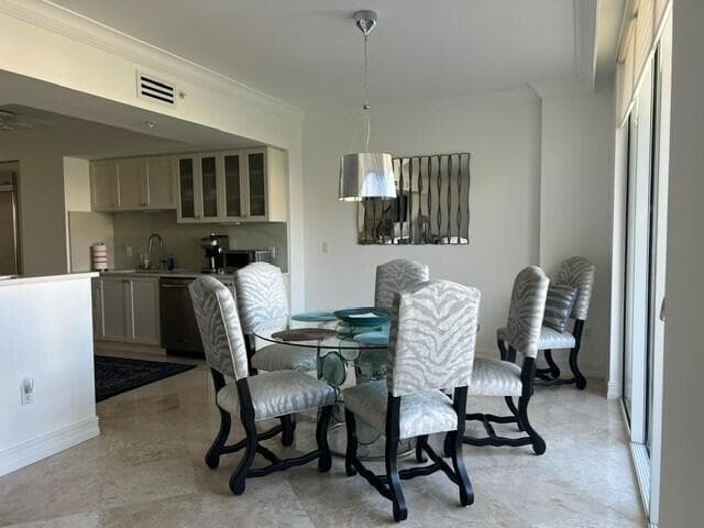 99 SE Mizner Boulevard # 36, Boca Raton, FL 33432