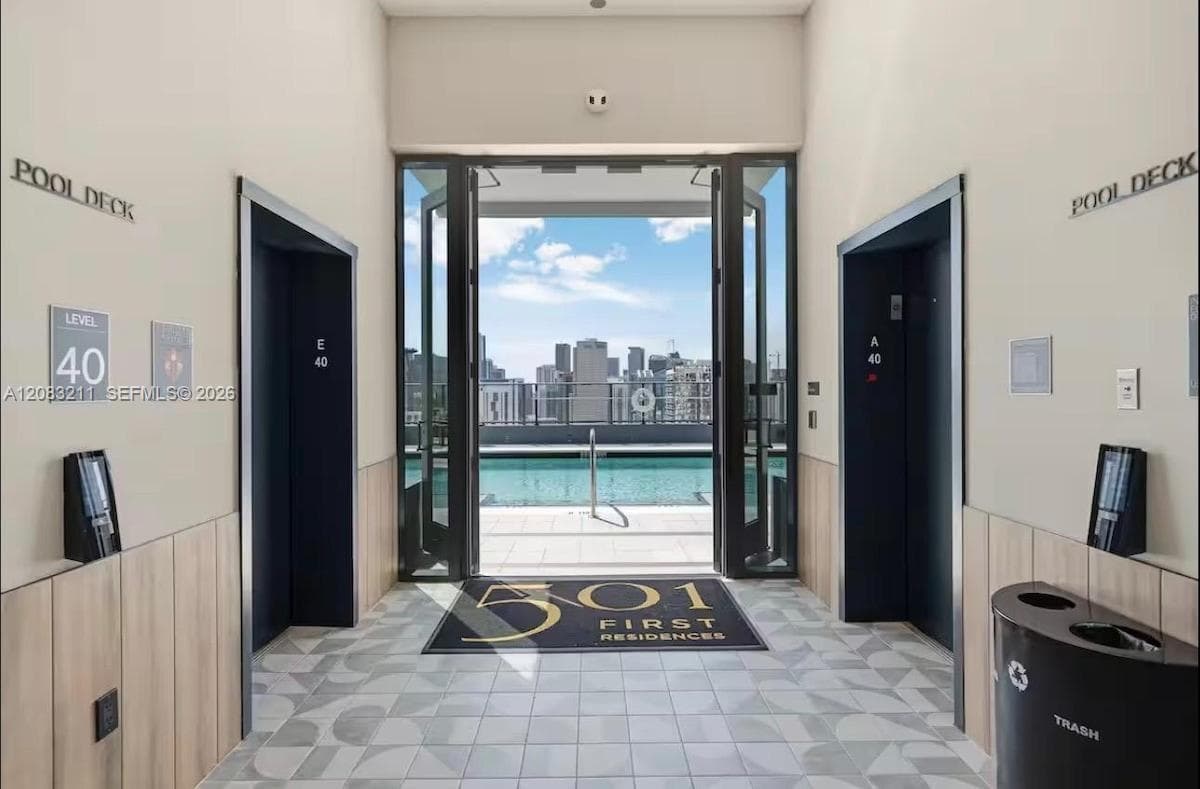 121 NE 5th St # 2905, Miami, FL 33132 photo 4
