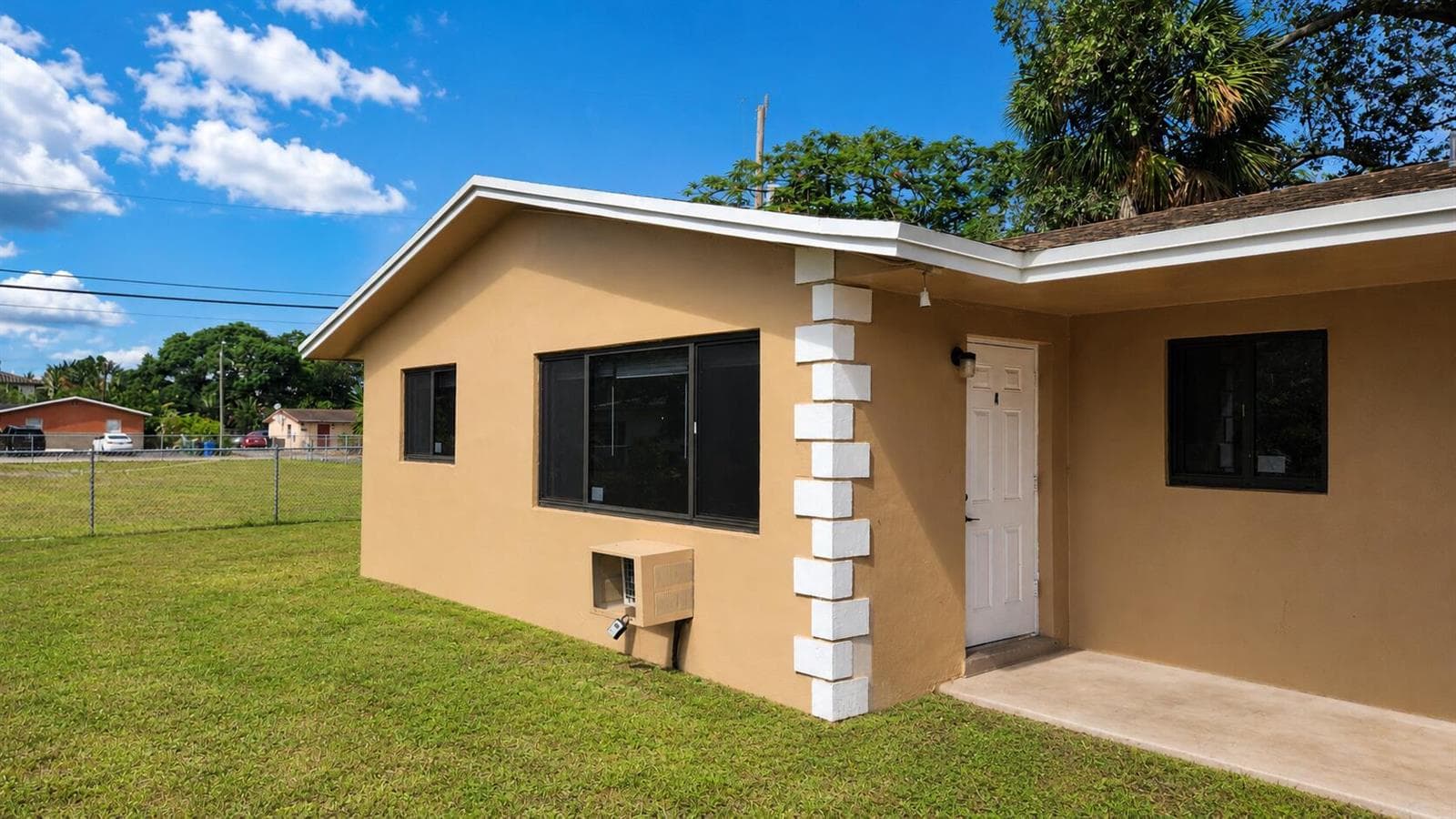 435 NW 41ST Street # 4, Oakland Park, FL 33309