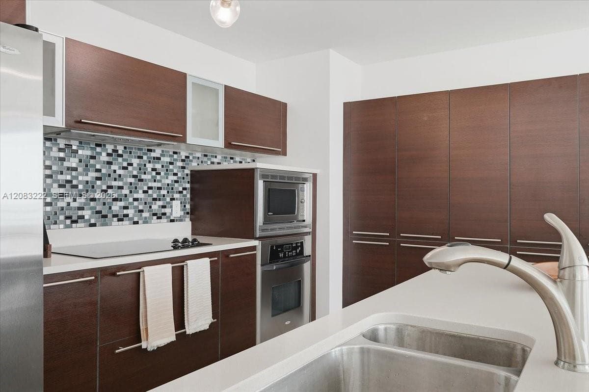 1900 N Bayshore Dr # 1518, Miami, FL 33132 photo 10