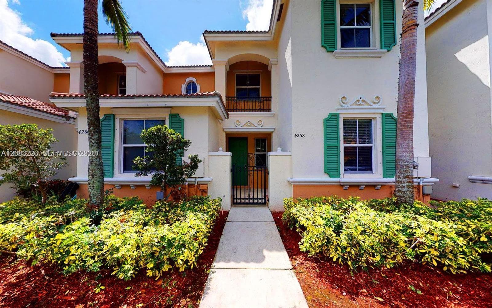 1040 NE 42nd Pl, Homestead, FL 33033 photo 3