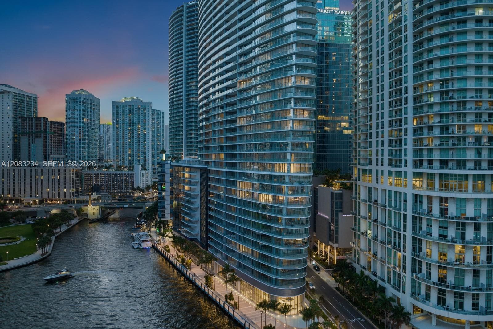 300 Biscayne Blvd Way # 3302, Miami, FL 33131 photo 6