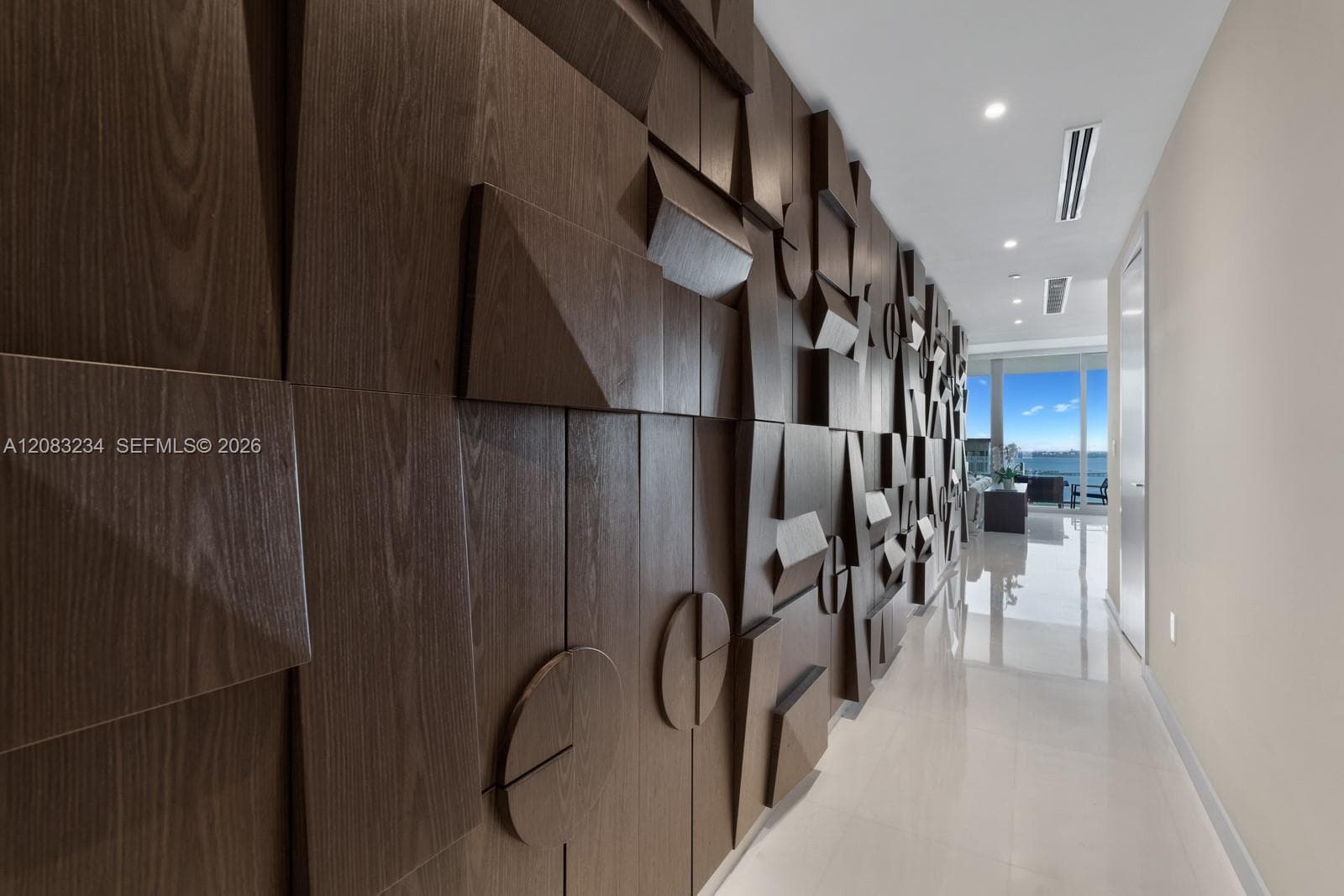 300 Biscayne Blvd Way # 3302, Miami, FL 33131 photo 8