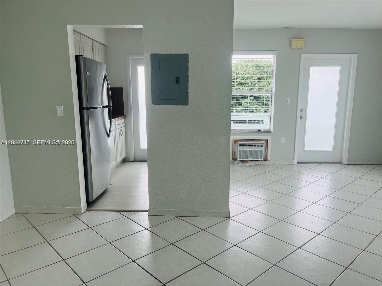 7725 CARLYLE AVE # 7, Miami Beach, FL 33141 photo 3