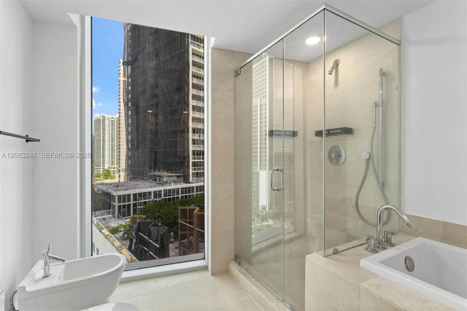 495 Brickell Ave # 1811, Miami, FL 33131 photo 11