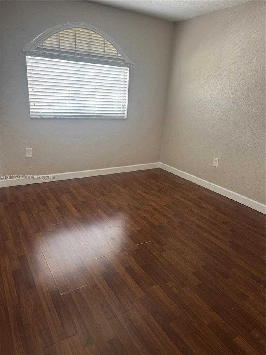 6801 W 36th Ave # 204, Hialeah, FL 33018 photo 11