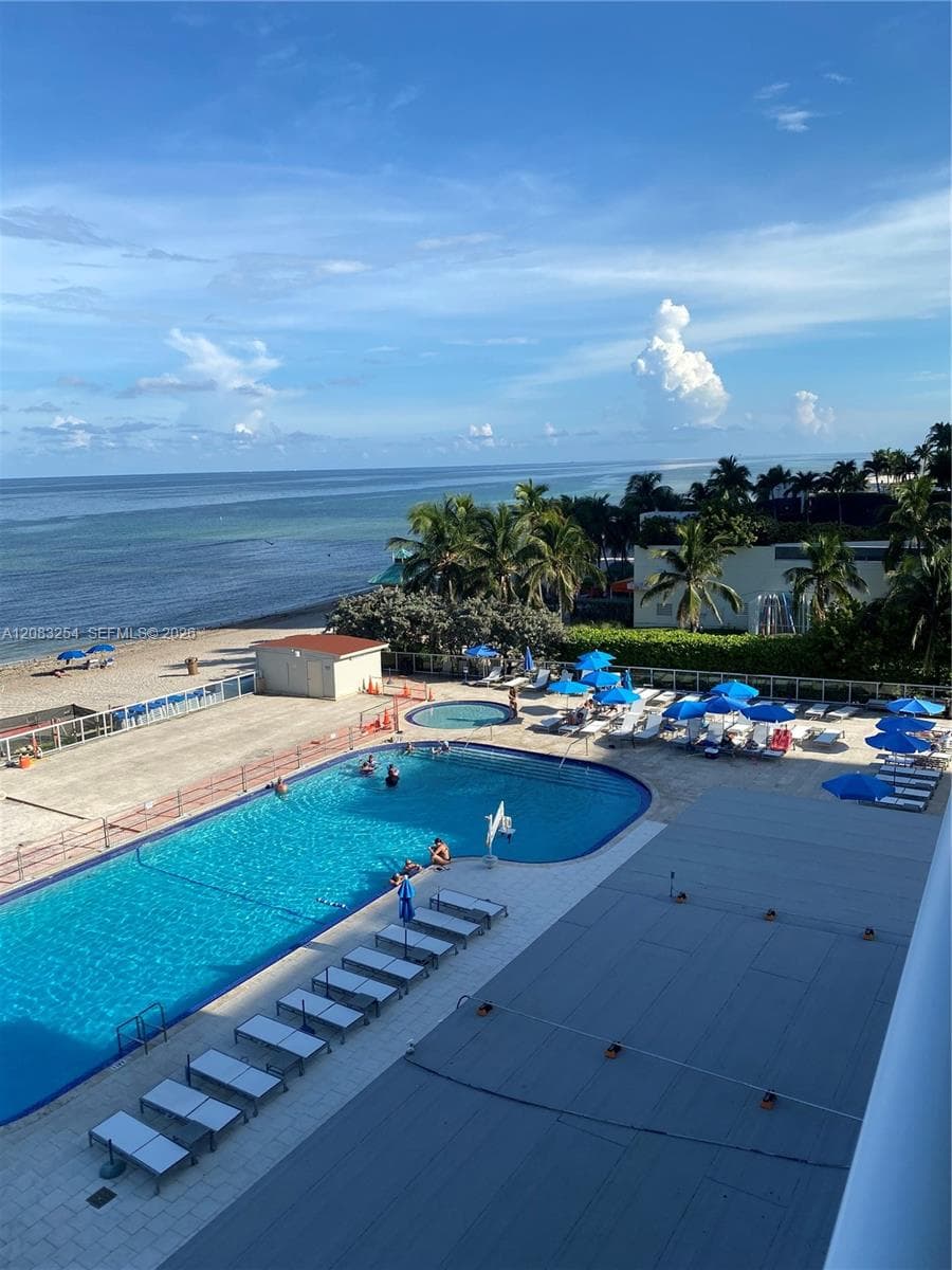 19201 Collins Ave # 314, Sunny Isles Beach, FL 33160 photo 5