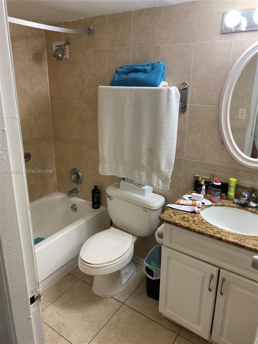 19201 Collins Ave # 314, Sunny Isles Beach, FL 33160 photo 9
