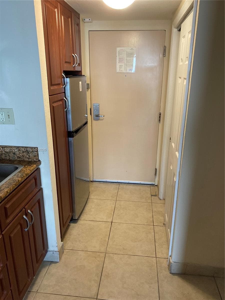 19201 Collins Ave # 314, Sunny Isles Beach, FL 33160 photo 8