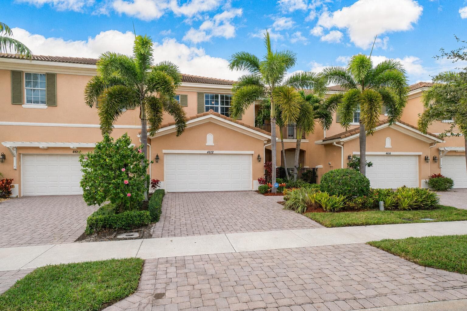 4612 Cadiz Circle, Palm Beach Gardens, FL 33418