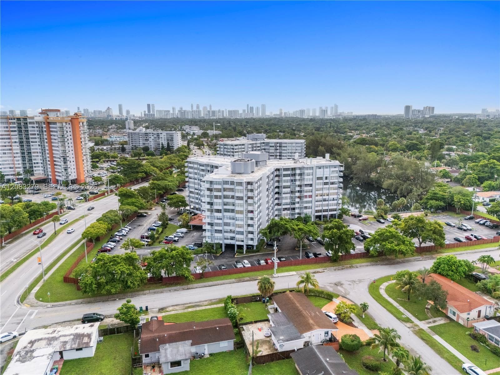 1200 NE Miami Gardens Dr # 315W, Miami, FL 33179 photo 3