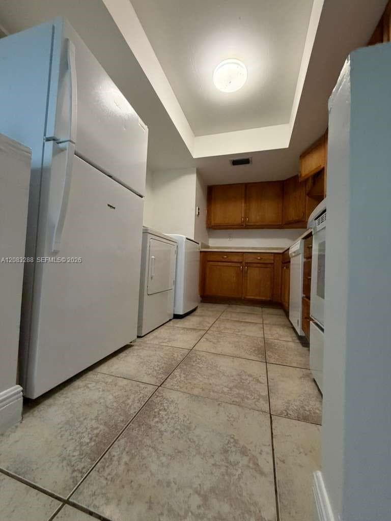 5822 NW 21st St # 39-E, Lauderhill, FL 33313 photo 2