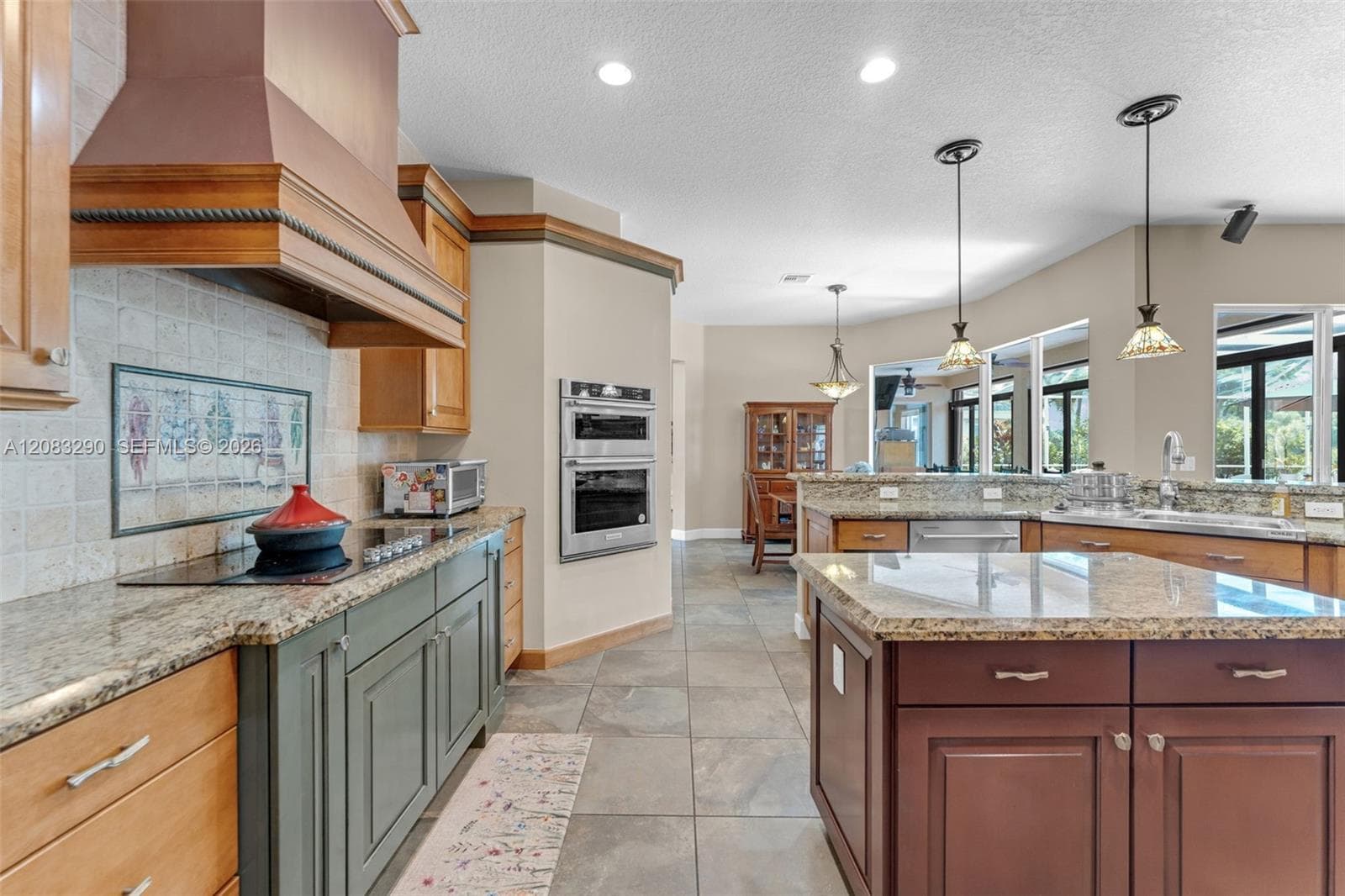 2825 Fairways Dr, Homestead, FL 33035 photo 8
