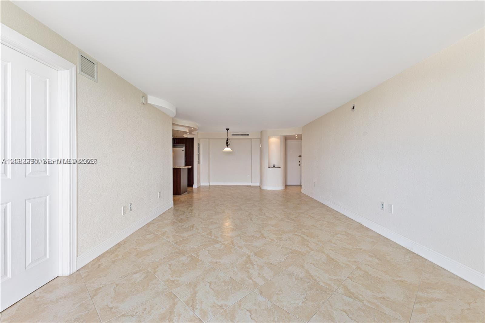 13155 Ixora Ct # 905, North Miami, FL 33181 photo 3