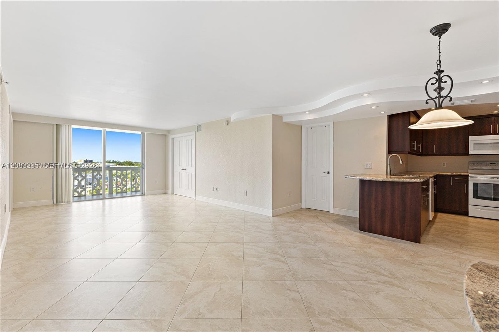 13155 Ixora Ct # 905, North Miami, FL 33181
