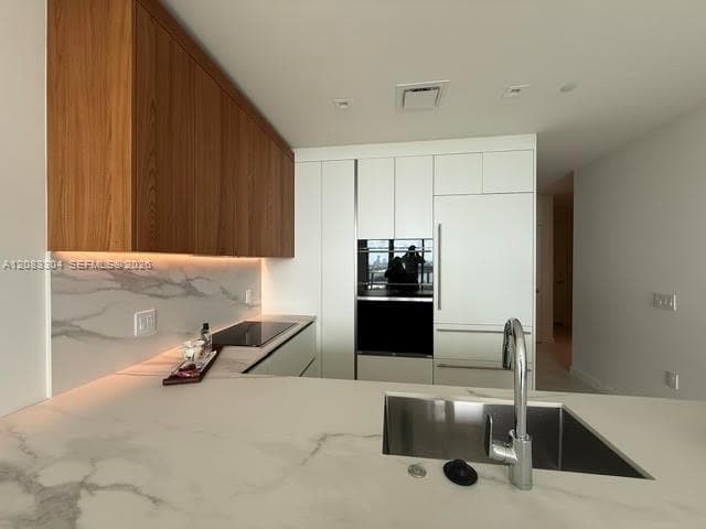 1400 Biscayne Blvd # 904, Miami, FL 33132 photo 3