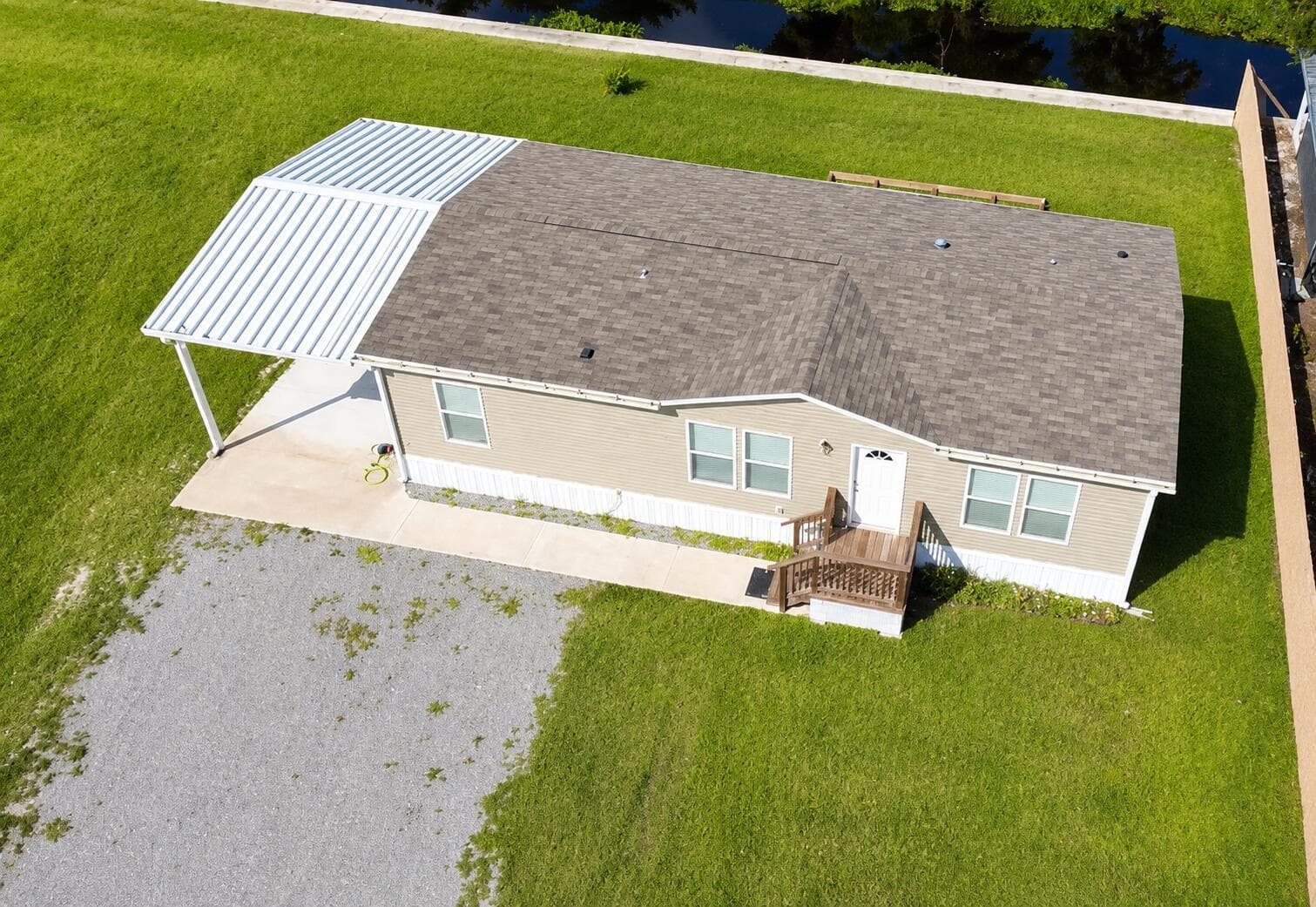 1121 ORANGE Loop, Okeechobee, FL 34974 photo 6